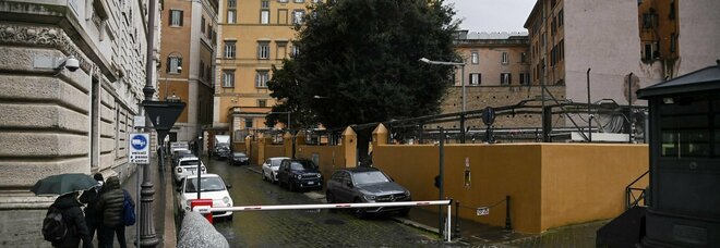 Quirinale, la proposta: «Facciamo votare i positivi nel parcheggio di Montecitorio»