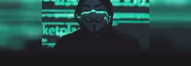 George Floyd, Anonymous attacca la polizia di Minneapolis: e spunta «documento segreto» su Trump