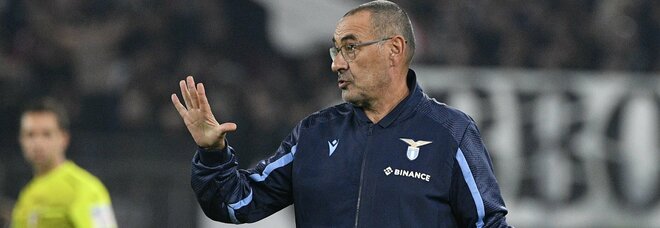 Sarri, polemica su calendario ed Europa League: «Si gioca troppo ed è un problema enorme»
