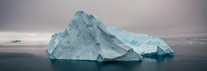 Antartide, primo storico atterraggio di un Airbus su pista di ghiaccio: nuove opportunità per il turismo?