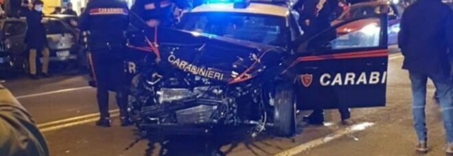 Carambola mortale, contro l'auto dei carabinieri a sirene spiegate: Alessandro muore a 25 anni