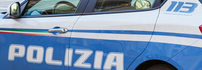 Roma, donna trovata morta in casa: arrestato il compagno