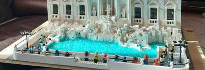 Roma, la Fontana di Trevi riprodotta con 20mila mattoncini Lego: una vera opera d'arte