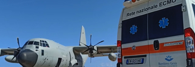 Neonato in pericolo di vita trasportato da Bari a Roma con un volo d'emergenza dell'Aeronautica Militare