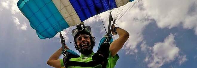Si lancia con il paracadute e si schianta al suolo durante l'atterraggio: Marco Pietro Rossi muore a 35 anni