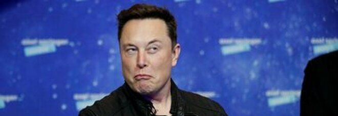 Elon Musk sorprende tutti: «Mollo tutto e faccio l'influencer»