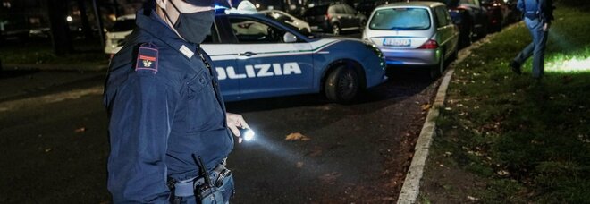 Massimo, ucciso in auto a Torino: il giallo delle 2 ore sotto casa della fidanzata. I colleghi: «Era un uomo perbene»