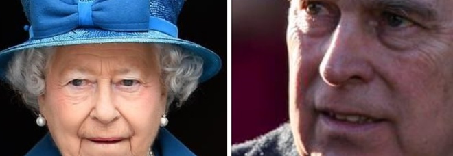 La regina Elisabetta degrada il principe Andrea: persi i titoli militari e il trattamento di Sua Altezza Reale