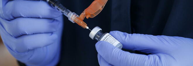 Il virologo Guido Silvestri: «Vaccino Pfizer ai bambini? Anche mio figlio 11enne nella sperimentazione»