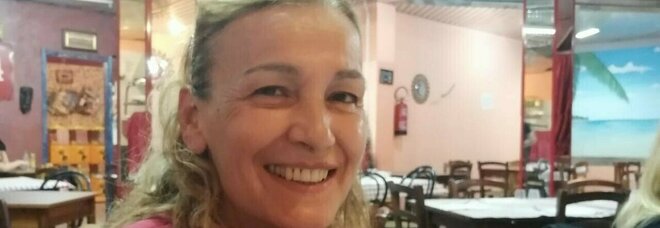 Angelica Salis, uccisa a coltellate dal marito: il giorno prima aveva chiesto aiuto in un bar