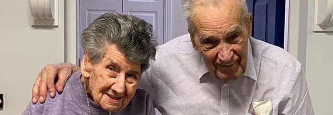 Ron e Joyce, sono loro la coppia più longeva: hanno festeggiato 81 anni di matrimonio
