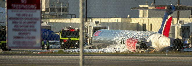 L'aereo si schianta in fase di atterraggio: tre feriti, passeggeri sotto choc. Cos'è accaduto e dove