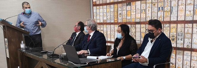 Covid, la Asl sospende quattro medici non vaccinati