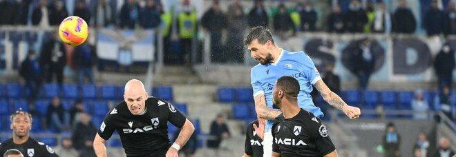 Arslan spegne i sogni rimonta di Sarri. Gol e spettacolo all'Olimpico: tra Lazio e Udinese finisce 4-4