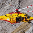 Cade in un dirupo durante una gita in montagna: muore una 30enne nel Bresciano
