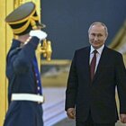 Putin isolato, il colpo di Stato ora è possibile. «Guerra persa, nucleare? I ministri non premeranno il bottone»