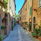 Da Città della Pieve a Perugia sotterranea: tour fra arte, castelli medievali e gastronomia