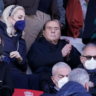Berlusconi, crolla una vetrata: paura allo stadio di Monza. Cosa è successo