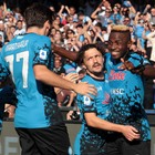 Napoli-Sassuolo 4-0: Osimhen scatenato fa una tripletta. Per gli azzurri la 13esima vittoria di fila