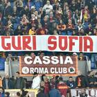 Roma-Leicester, sugli spalti spunta un maxistriscione con scritto «Auguri Sofia». E tutti a chiedersi chi è