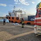 Crotone, esplode container su rimorchiatore ormeggiato al porto: morti tre membri dell'equipaggio