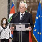 Mattarella rieletto presidente: lo faccio per l'Italia