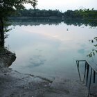 Treviso: si immerge nel lago, sub accusa un malore e muore