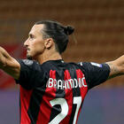 Zlatan Ibrahimovic arriva a Milano: a Linate in tarda serata per firmare col Milan