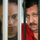 Brittney Griner, libera la cestista americana: era detenuta da mesi in Russia. Scambio di prigionieri con il trafficante di armi Viktor Bout