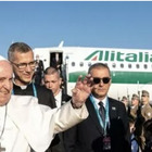 Papa Francesco e l'ultimo volo su Alitalia: ecco tutti gli altri Papi in volo