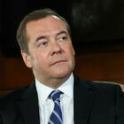 Medvedev: «Guerra mondiale se la Nato toccherà la Crimea»