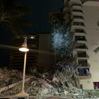 Miami, crolla un palazzo di 12 piani: ci sono morti e feriti