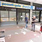 Velletri, uomo ucciso davanti alla sua pizzeria (Foto Sciurba)
