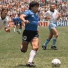 Maradona, all'asta la maglia della «Mano di Dio»