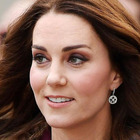 Kate Middleton, il messaggio segreto alla regina Elisabetta: «Ha messo quegli orecchini...»