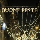 Luminarie in Centro, Roma accende il Natale con boutique aperte fino alle 21 e brindisi di vino in via del Corso