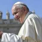 Papa Francesco vieta le benedizioni per le coppie gay e frena le richieste dei vescovi tedeschi