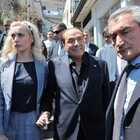 Berlusconi a Napoli, pranzo da Cicciotto a Marechiaro con Marta Fascina: «Sono un napoletano nato a Milano»