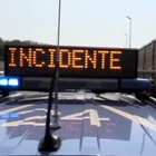 Incidente sull'autostrada Milano-Torino: morti quattro giovani pakistani. Due feriti, uno è grave