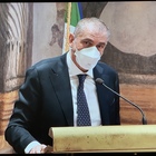 Bollettino Covid, Costa a Speranza: «Numero contagi inutile, bisogna soffermarsi sui ricoveri»