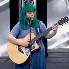 Casadilego a X Factor, chi è la ragazza dai capelli verdi che ha emozionato i giudici