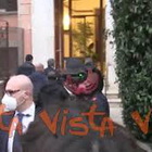 Draghi arriva nella sua casa a Roma prima di salire al Colle