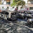 Roma, incendio a via Cilicia: sette auto in fiamme