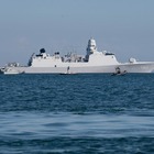 Allarme Nato, caccia russi sfiorano le navi dell'Alleanza sul Mar Baltico