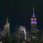 New York omaggia Kobe Bryant e l'Empire State Building diventa viola e oro