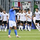 Italia senza difesa, tracollo in Germania: azzurri umiliati 5-2. Gol-record di Gnonto