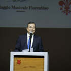 Stato di emergenza, Draghi annuncia: «Nessuna proroga al 31 marzo. Stop alle mascherine: fine graduale del pass rafforzato»