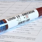 Omicron, gli 8 sintomi spia
