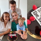 Chiara Ferragni, il compleanno di tata Rosalba con Fedez e Leone. Ma un dettaglio fa infuriare i fan: «Com'è possibile?»