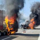 Incidente in autostrada A1 tra Imola e Bologna: auto in fiamme e traffico paralizzato